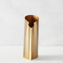 Mercer Vase -Art Exhibition Shop webimage 120212578 5 jpg