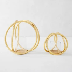 Trinity Pillar Holder -Art Exhibition Shop webimage 142624983 142624984 alt2