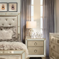 Priscilla Perfume Bottle -Art Exhibition Shop webimage 182042949 rv1 jpg